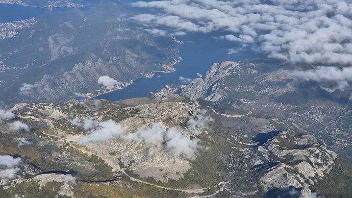 202510_Kotor_Bucht_Lovecen