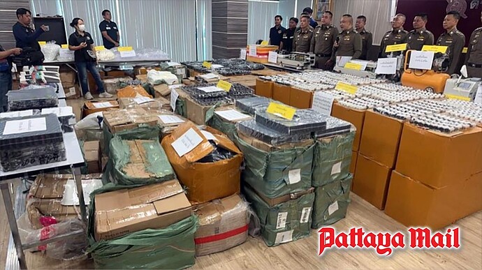 Pattaya-5-Pattaya-bars-lose-millions-as-police-take-down-shisha-and-vape-kingpins-copy