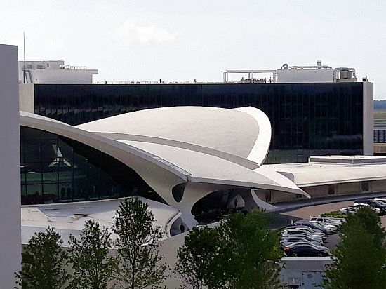 TWA03