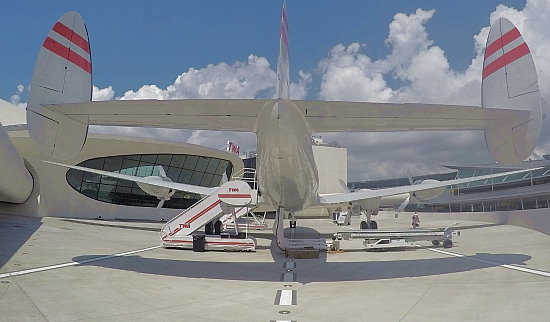 TWA12